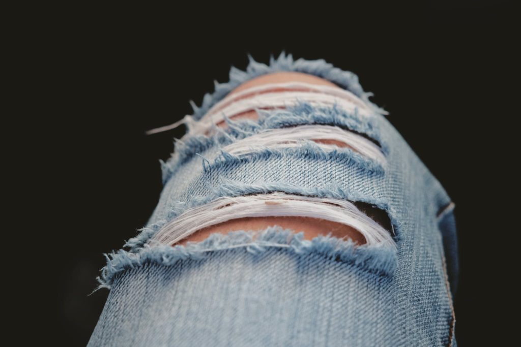 Wearing ripped jeans in church