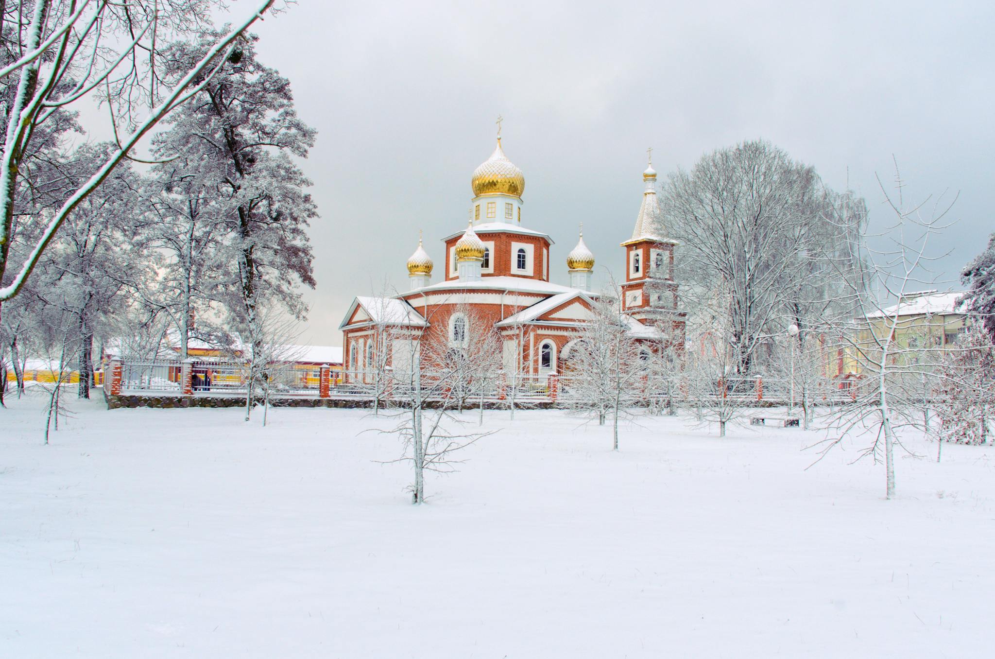 Orthodox Vs Catholic: The Differences And Similarities