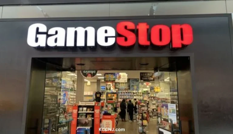 GameStop New Year hours