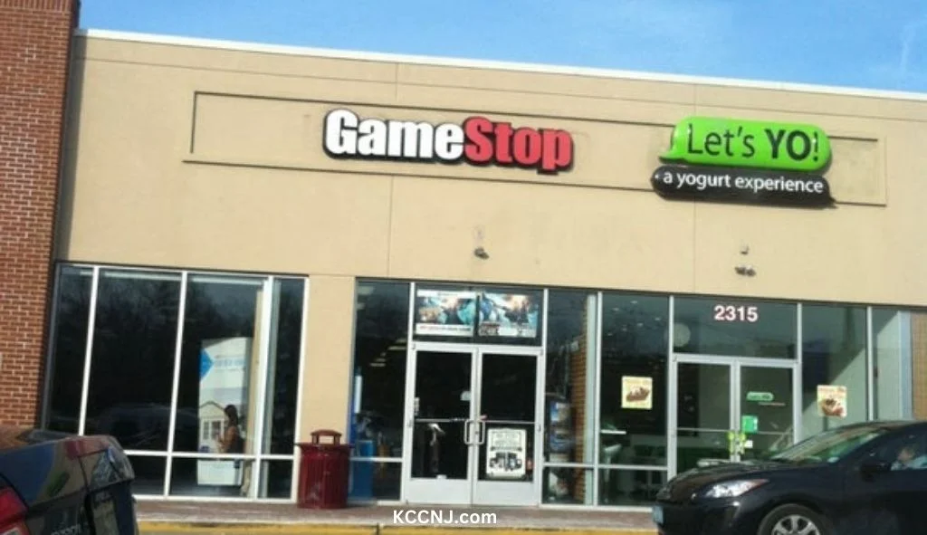 Is gamestop open on new years day