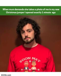 Mom christmas photo meme