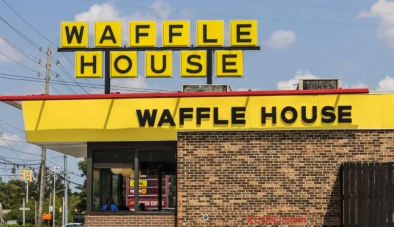 Waffle House christmas hours