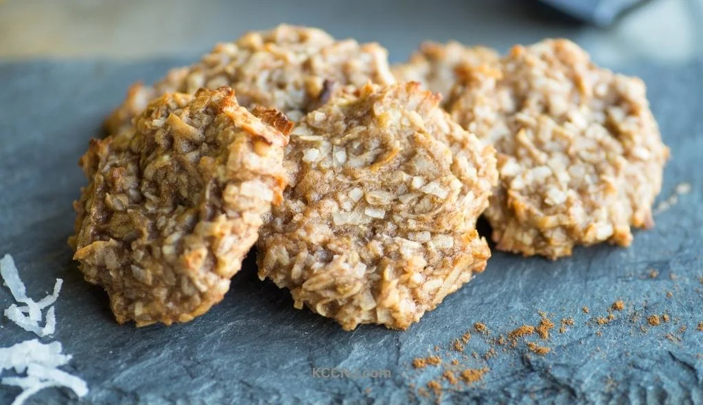 Kueh Bangkit (Coconut Cookies)