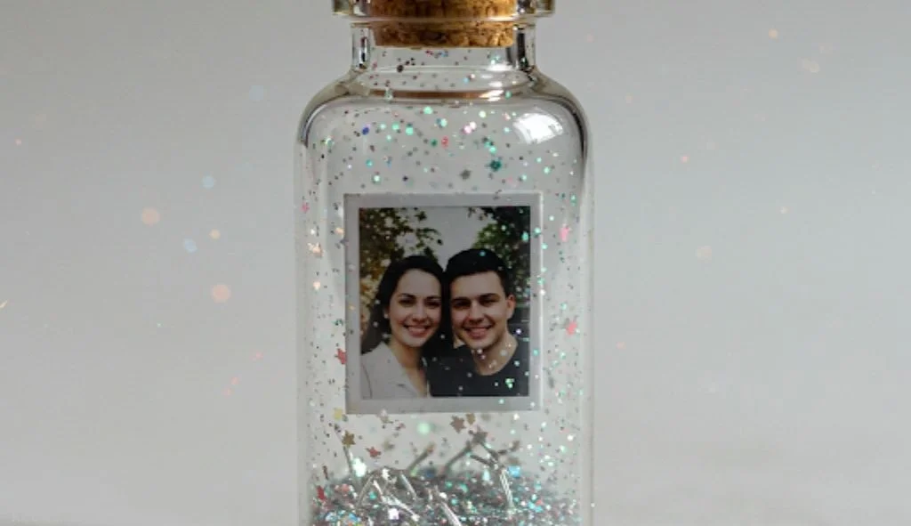 Tiny Photo in a Bottle Valentine Gift Idea for Husband