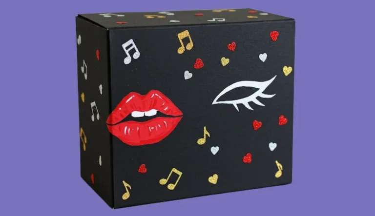 Taylor Swift Valentine's Box