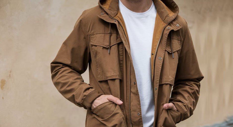 Giacca Trapstar: Lo Stile Iconico che Domina la Moda Urbana