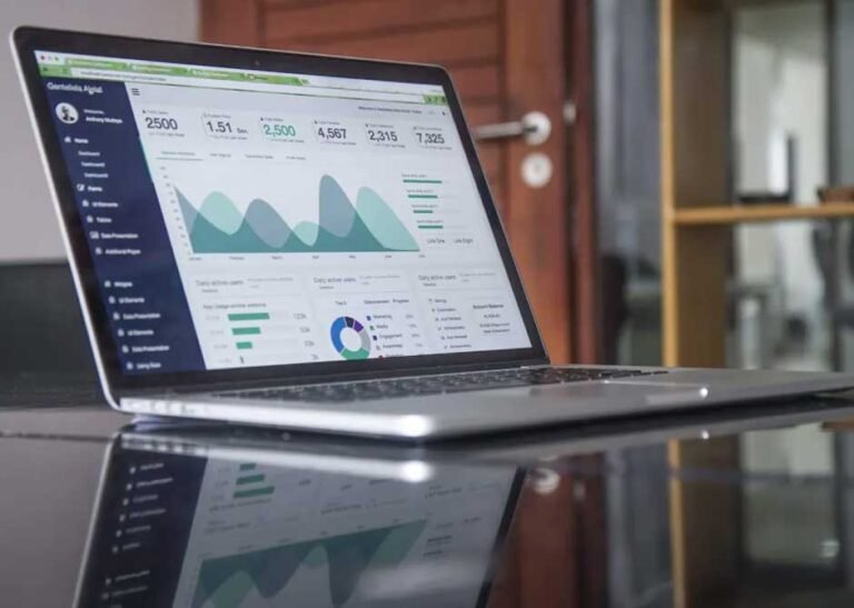 Integrating Treasury Management Systems with SaaS Platforms: Enhancing Financial Operations